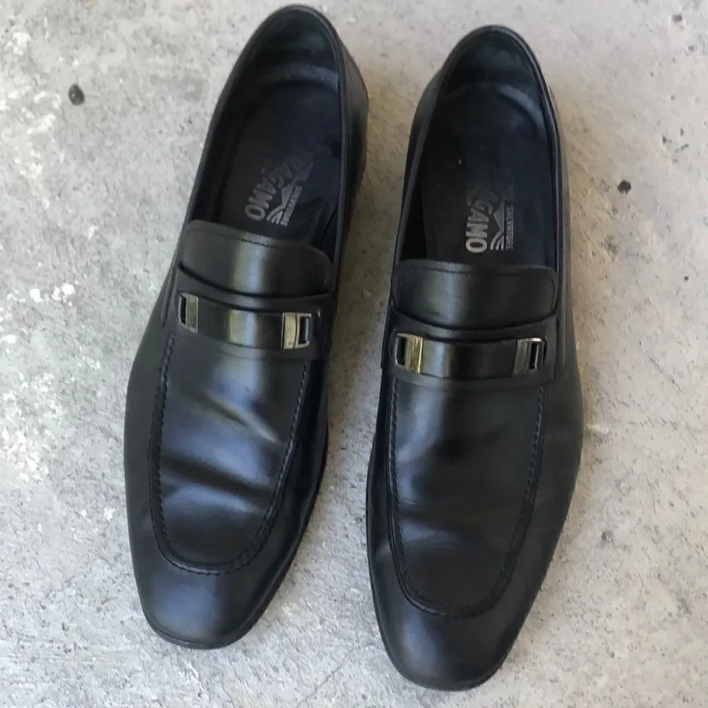 Ferragamo slip on loafer’s